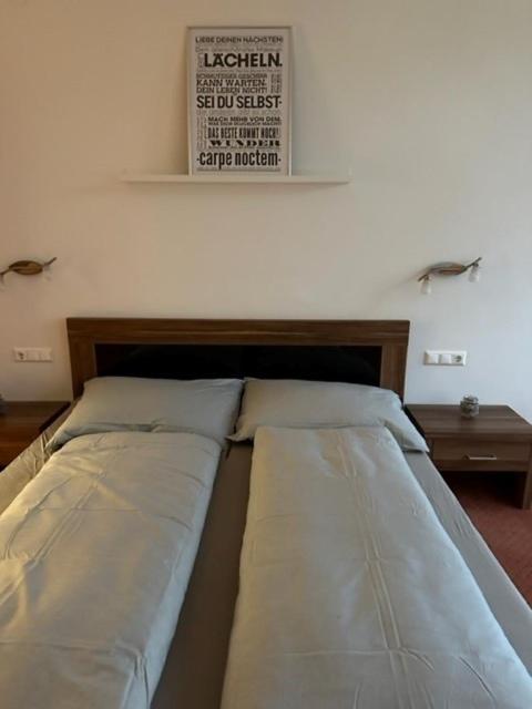 Pension Columbia Inkl. Fruehstueck Im Zentraum Bad Gleichenberg Esterno foto
