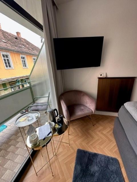 Pension Columbia Inkl. Fruehstueck Im Zentraum Bad Gleichenberg Esterno foto